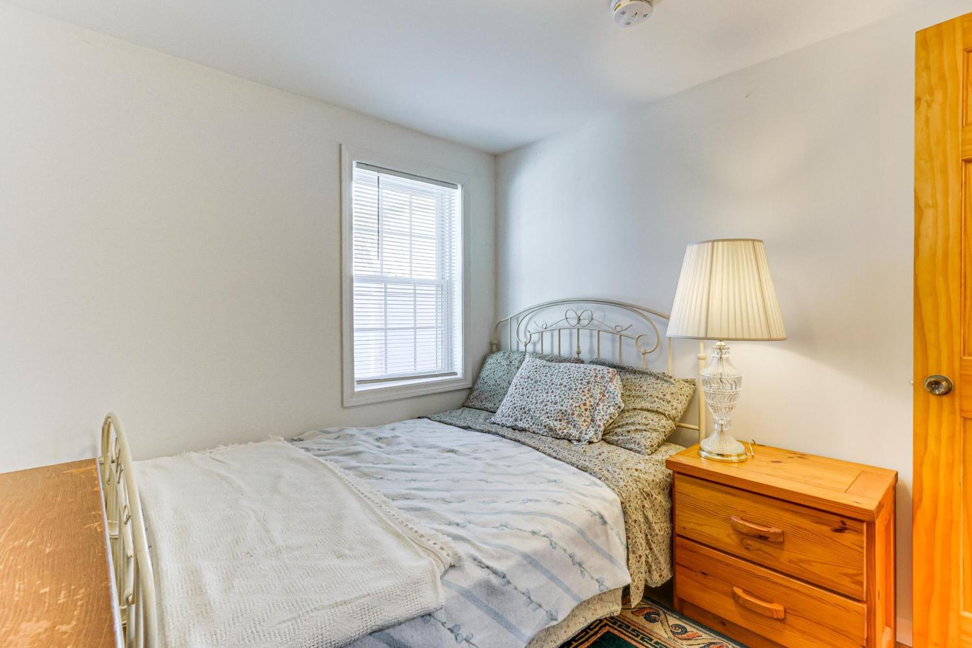 Charming Old Lyme Cottage, Steps To Private Beach! Exterior photo